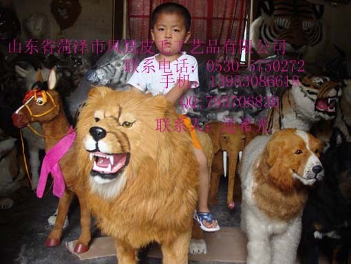 供应 菏泽云龙可以坐人的照相仿真大狮子